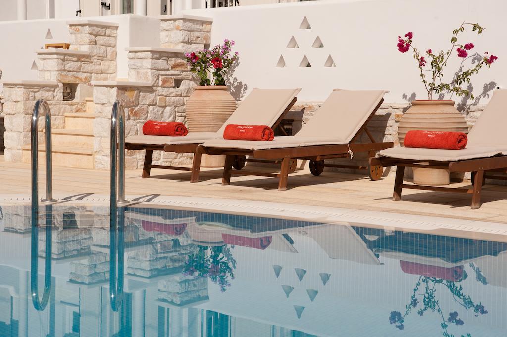 Anna Platanou Hotel Парос Екстериор снимка