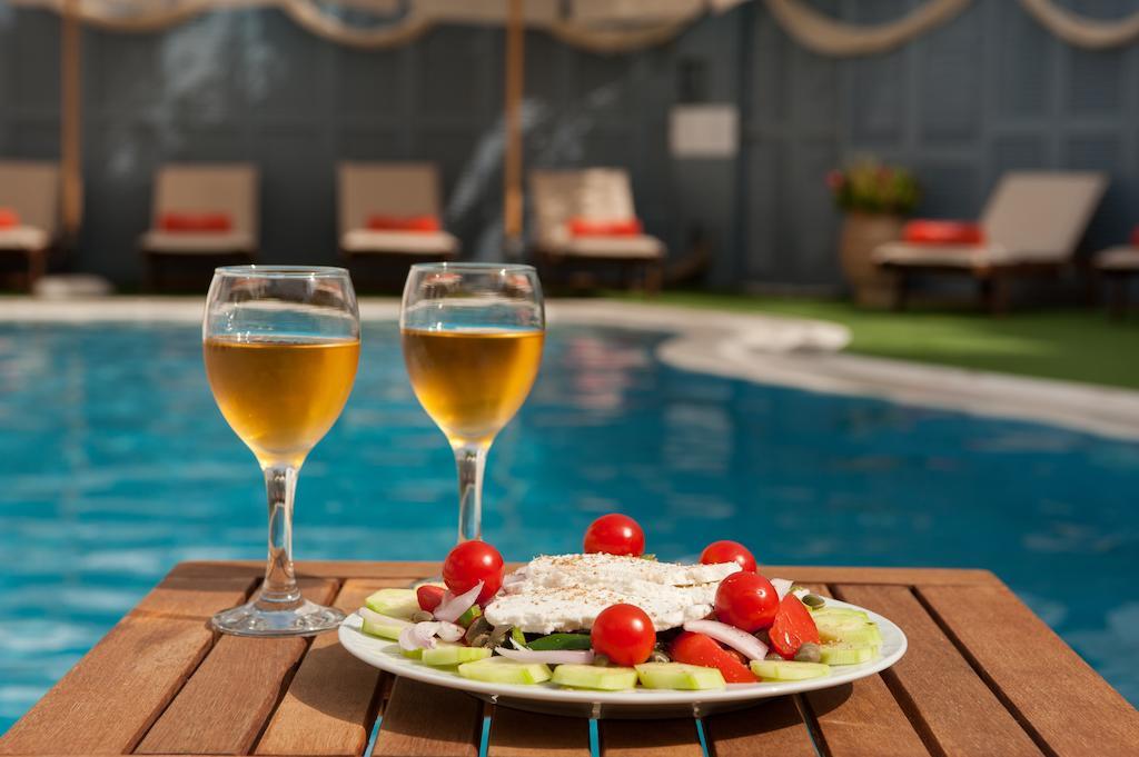 Anna Platanou Hotel Парос Екстериор снимка