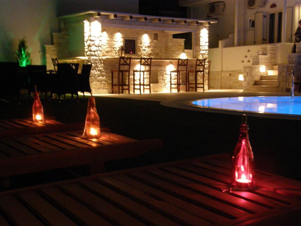 Anna Platanou Hotel Парос Екстериор снимка